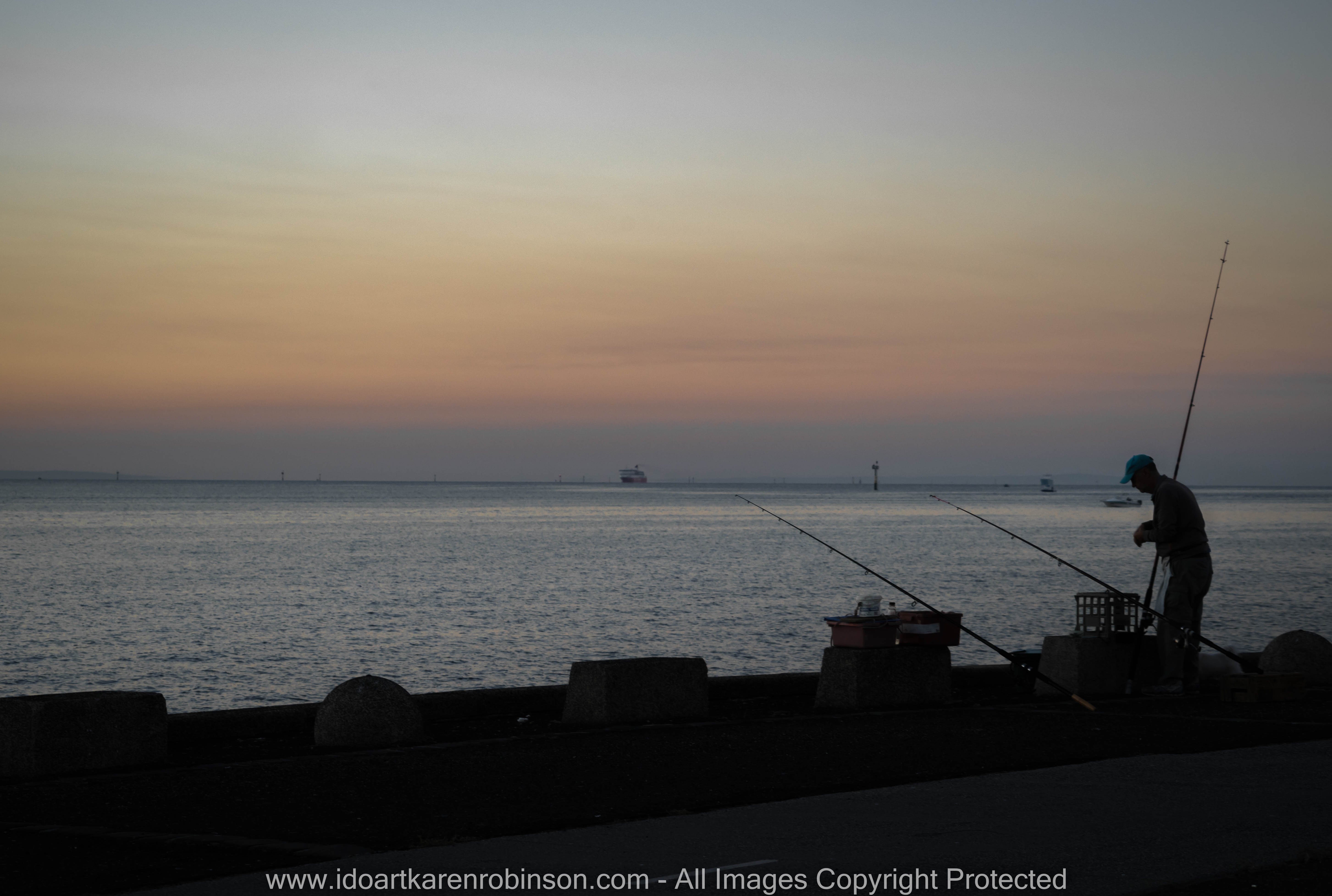 Williamstown, Victoria - Australia 'Port Phillip Bay' Photographed by © Karen Robinson www.idoartkarenrobinson.com March 2017